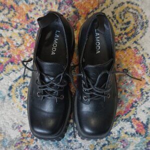 LAMODA Size 8 Black Wedge Platform Shoe